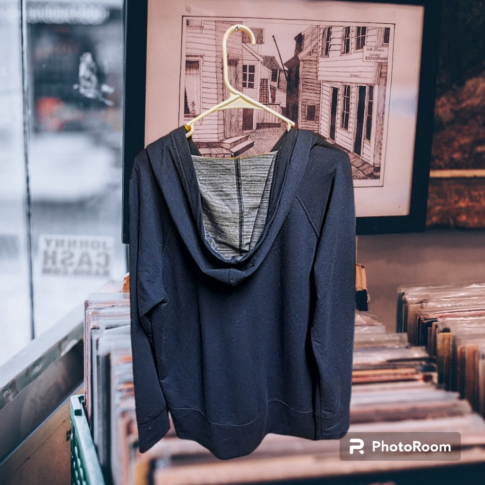 Men's Avia Pullover Lightweight Jacket - image 2